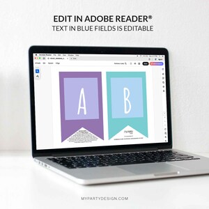 K&ouml;nnte beinhalten: Ein Laptop zeigt eine Banner-Vorlage mit den Buchstaben "A" und "B" auf lila und t&uuml;rkisfarbenen Hintergr&uuml;nden. Der Text "EDIT IN ADOBE READER&reg; TEXT IN BLUE FIELDS IS EDITABLE" steht oben. Die Website MYPARTYDESIGN.COM steht unten.