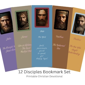 Puede incluir: Un conjunto de 12 marcadores devocionales cristianos imprimibles. Cada marcador presenta un retrato de un discípulo con su nombre y una breve descripción. Los marcadores son de varios colores, con texto en fuente cursiva.
