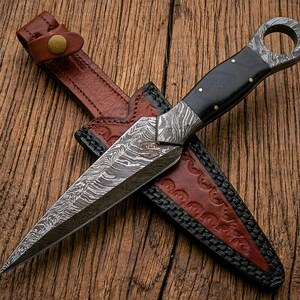 Handmade Damascus Steel Dagger, Natural Buffalo Horn Handle, Artisan Fixed Blade Boot Knife with Leather Sheath, Luxury Collectible Gift