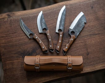 Juego de cuchillos de chef forjados a mano, acero de alto carbono, mangos de palisandro, estuche de cuero (personalizado).