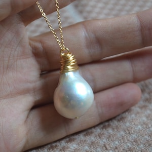 Big White Pearl Pendant, 16x21 mm, Dainty Pearl Pendant, Baroque Pearl pendant, gold color chain necklace, statemant necklace,large pearl