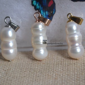 Baroque Pearl Pendant, white pearl pendant,  gold plated stainless steel post, Rose gold plated stainless steel pendant, delicious necklace