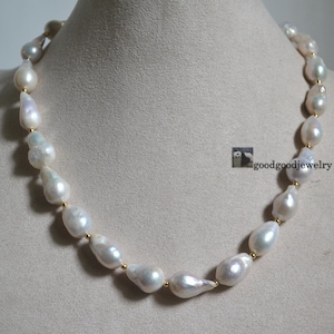 Small Baroque Pearl Necklace - 17 inch, 9x15-11x15mm, Real freshwater pearl necklace, Nucleated pearls, Gold Color Clasp, Delicious Necklace