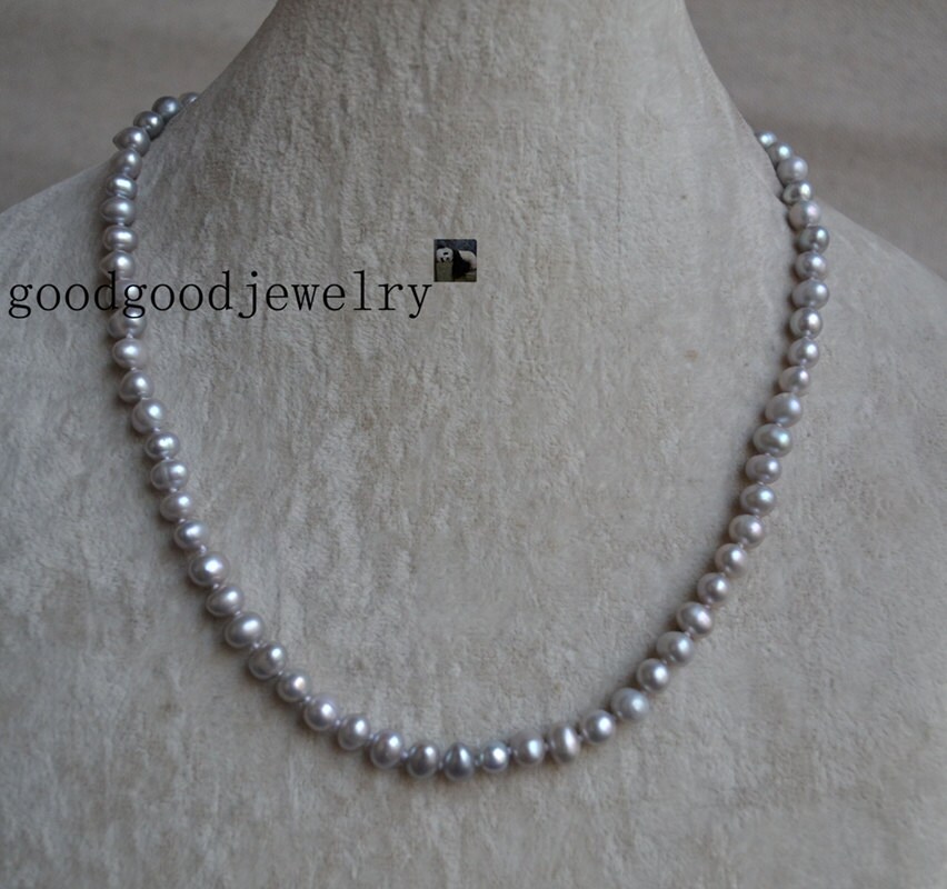 Movement & Sound Beaded Necklace - Grey Theory Mill