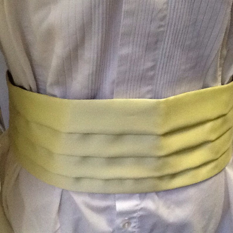 Genuine Vintage 70s Men's Pale Yellow Satin Cummerbund image 5