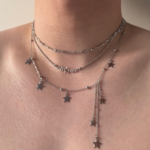 Layered Star Charm Choker Necklace，Silver Tone Multi Layer Star Necklace,Dainty Celestial Necklace,Y2K Asymmetrical Choker,Gift for Her