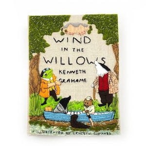 Bestickte &#39;Wind in the Willows&#39; Buch-Clutch: Literarische Leinen-Geldbörse