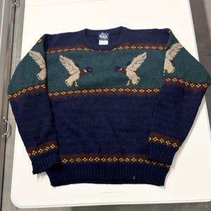 Vintage Woolrich Duck Sweater - Etsy