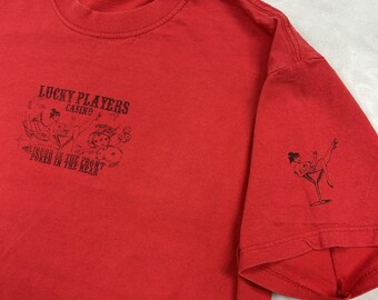To The Edge Lucky Players Casino pin up girl T-Shirt Mens L Red Graphic Tee