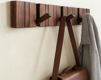 Massive Walnuss-Garderobe, magnetische Klapphaken, minimalistischer Organizer