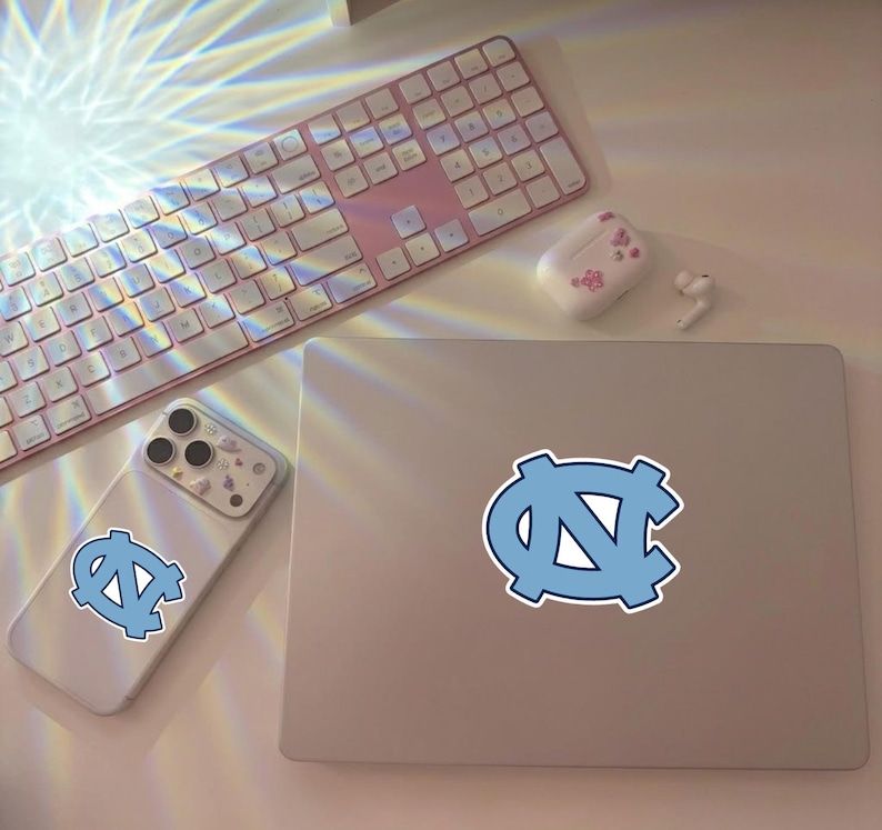 UNC North Carolina Tar Heels Logo Sticker, Carolina Blue Interlocking NC Collegiate Decal, Premium University Spirit Vinyl Art for Students bild 3
