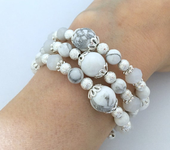 White Howlite Flatbead Bracelet - White Stone Bracelets – GT collection