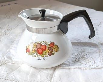 Corning ware vinatge Le Thé tea pot, enamel stove top, 6 cup capacity
