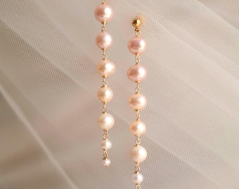 Pendientes largos de perlas rosas / Pendientes llamativos de perlas de tamaño gradual / Pendientes colgantes de perlas rosas de agua dulce para novias / Pendientes modernos para bodas /