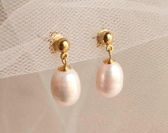 Minimalist Oval Pearl Drop Stud Earrings, Ivory White Freshwater Pearls, 14K Gold Filled, 18K Gold Plated, 925 Sterling Silver