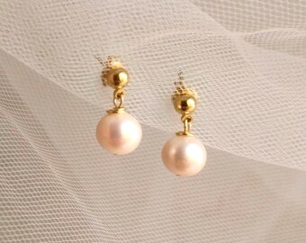 Pendientes modernos de perlas redondas individuales / Pendientes minimalistas para el día a día / Pendientes de perlas de agua dulce / Joyería moderna para bodas