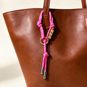 Personalized Rope Bag Charm:Custom Name Paracord Keychain，Women's Handbags Accessories
