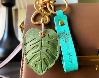 Custom Leaf-Shaped Birthday Flower Keychain, PU Leather Bag Accessory, AirTag Pendant, Personalized Birthday Gift