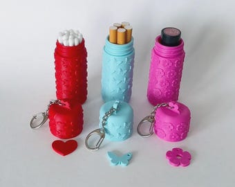 Compact Lipstick Keychain Holder – Travel Lip Balm Case, Mini Storage Capsule, Bag Charm Accessory