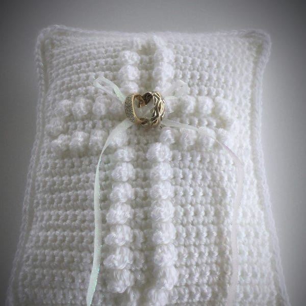 Crochet Wedding Ring Pillow Pattern - Wedding Ring Bearer Pillow  Pattern