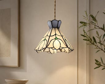 Elegancka lampa wisząca Tiffany z motywem kwiatowym – nowoczesna lampa sufitowa, ręcznie robiony klosz do lampy witrażowej w stylu vintage, oświetlenie ścienne