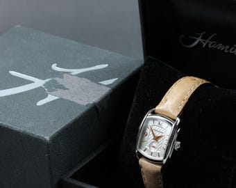 Near MINT HAMILTON Bagley H123510 Silver Quartz 23mm Ladies Watch w/ Box