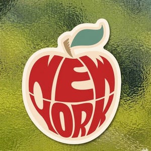 New York Apple Icon Sticker, The Big Apple Vinyl Decal, NYC Souvenir Gift, Aesthetic City Travel Sticker, Waterproof Decal for Laptop Flask