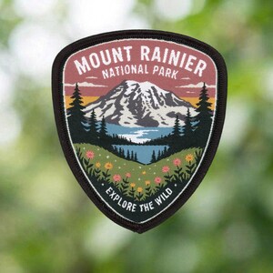 Mount Rainier Patch Washington National Park, Wildflower Hiking Embroidered Patch, Nature Lover Gift, Mountain Travel Souvenir