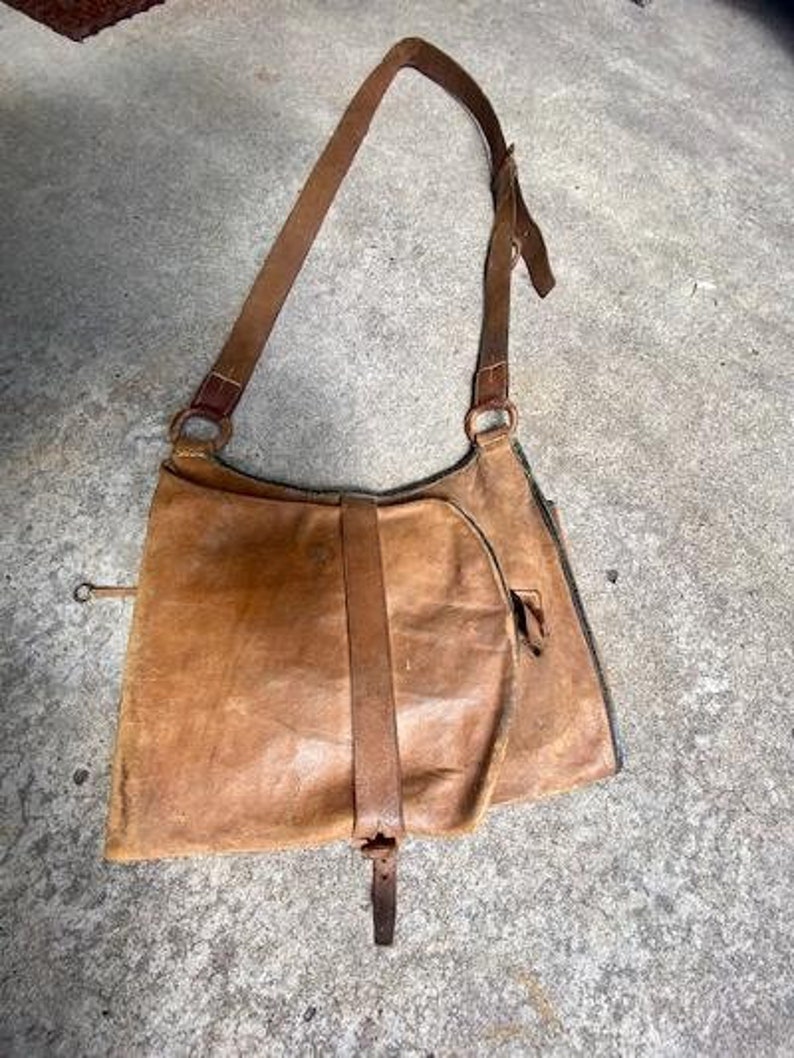 German Leather Hunters Bag Pouch With Deer Hide Dew Claws Etsy