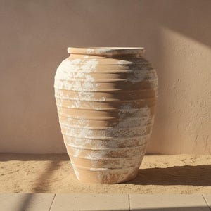 Große Terrakottavase (65 cm), handgefertigter rustikaler Tontopf, Gartendekoration, Landhausstil, einzigartige Wohnaccessoires