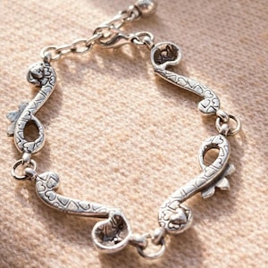 Brighton Silver Heart Bracelet | Vintage Scroll Floral Link Bracelet | Chunky Romantic Jewelry | 1990s Brighton image 3