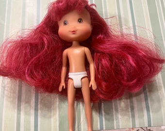 Vintage strawberry shortcake doll -red hair freckles-small collectible doll