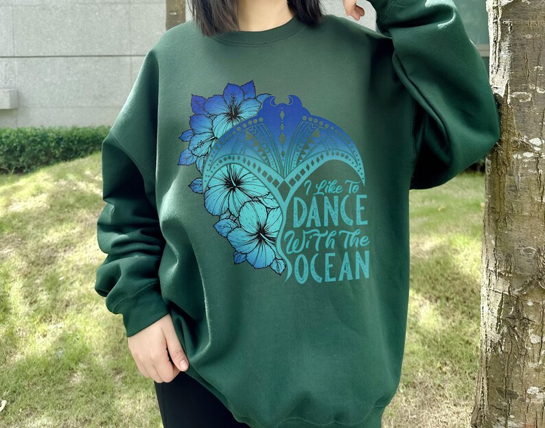Mi piace ballare con l'oceano, maglietta nonna Tala, maglietta Moana, maglietta nonna Disney, regali per la festa della mamma, maglietta razza Moana immagine 8