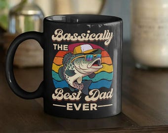 Básicamente, la taza de pesca perfecta para papás, taza de café retro con diseño de pez lubina (11 oz o 15 oz)