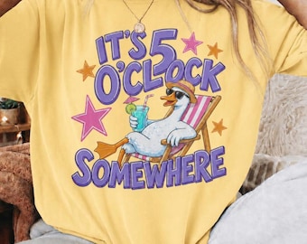 おもしろいガチョウのシャツ、どこかで5時が来たTシャツ、ビーチバケーションシャツ、夏のガチョウのスウェットパーカー、マルガリータギフト