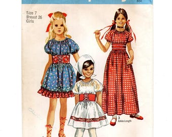 Vestido campesino para niña talla 7 en 2 largos con banda en la cintura y opciones de ribete, patrón de costura precortado.