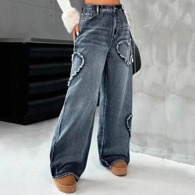 Wide Leg Jeans | Heart Patchwork Denim Pants | Daily Wear | Y2K Streetwear Style

Wide leg denim jeans with heart patch details and vintage Y2K streetwear style
