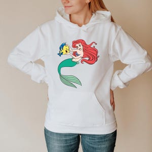 Women's Little Mermaid Hoodie, Disney Ariel Hoodie, Disneyland Family Vacation, Disney Princess Hoodie, Funny Ariel's Birthday Hoodie afbeelding 3