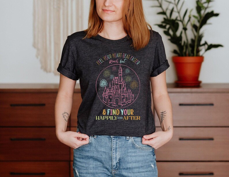 Happily Ever After Shirt, Disney World T-shirt, Disney Castle Tee, Disney Family Shirt, Disney Trip Shirt, Disney Travel,Magic Kingdom Shirt Bild 1