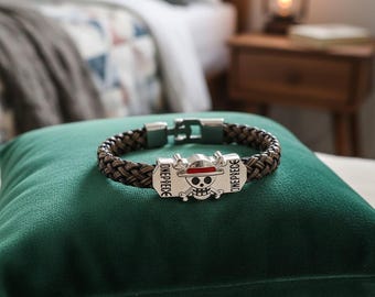 Anime 1 Piece Skull Bracelet - Leather Braided Alloy Jewelry for Couples - Trendy Holiday Gift - Straw Hat Pirates Inspired