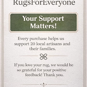 Op de afbeelding: Een cr&egrave;mekleurige afbeelding met de tekst "From our shop... RugsForEveryone". Een groene rechthoek zegt "Your Support Matters!". De tekst hieronder zegt dat elke aankoop 20 lokale ambachtslieden en hun families ondersteunt.
