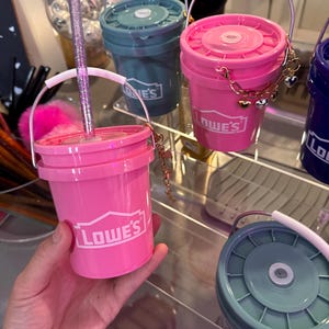 Vaso de mini cubo de Lowe