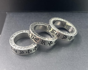 Anillo de cruz de plata vintage CH en caja, joyería gótica punk