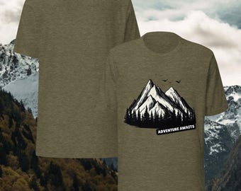 Maglietta con grafica "L'avventura ti aspetta in montagna": maglietta per amanti del campeggio, dell'escursionismo e della natura.