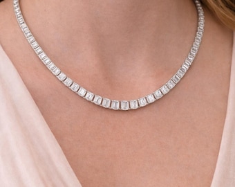 Collar de tenis con diamantes de talla esmeralda de 24,05 quilates en oro blanco de 14 quilates, 18 pulgadas, estilo nupcial.