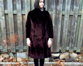 vintage Sheared Beaver Fur  coat rich dark chocolate brown Princess A-Line genuine fur coat with Scarf Collar and amazing decorative button