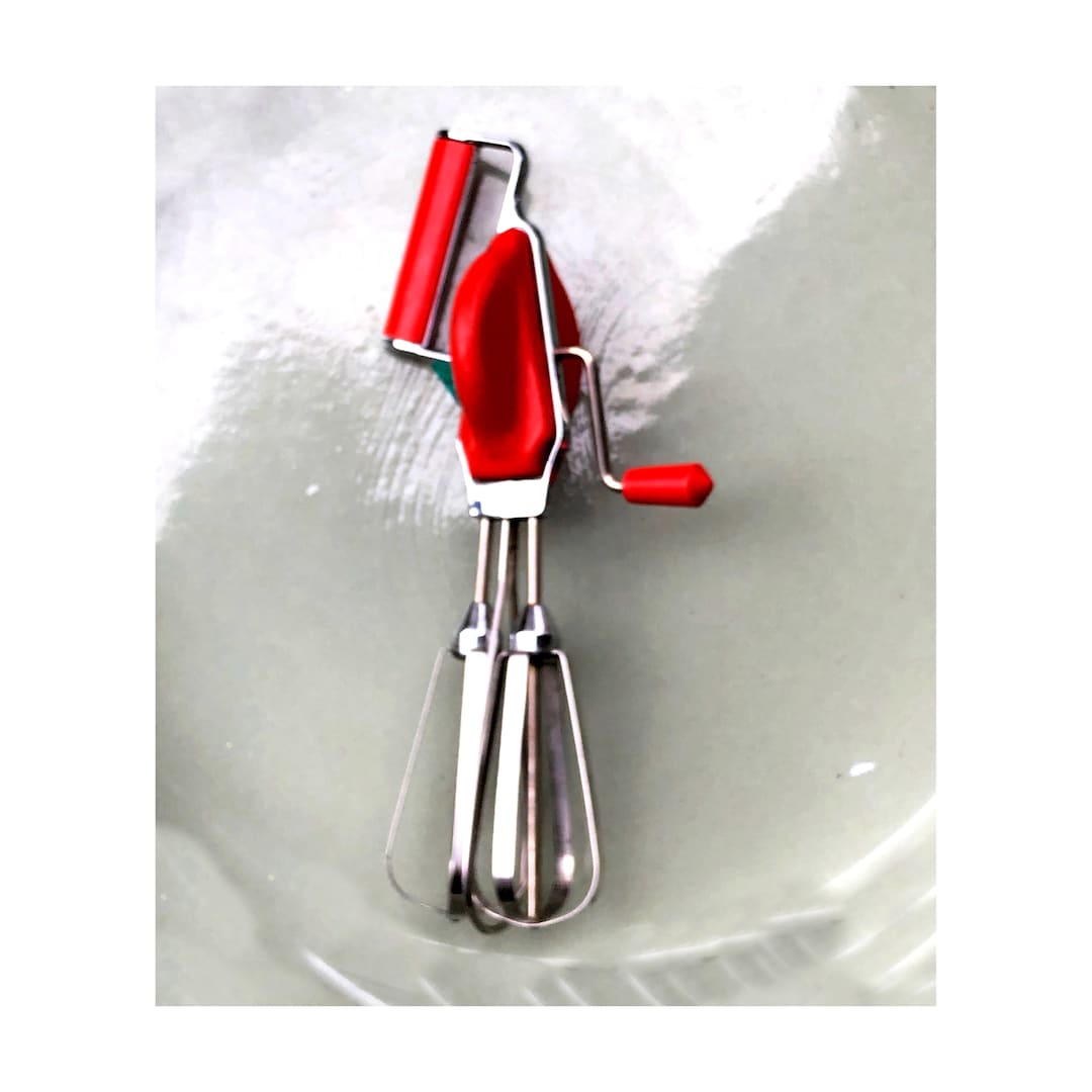 Vintage Maynard Red Hand Mixer Egg Beater Blender Stainless Steel Bakelite Plastic Handle Mid