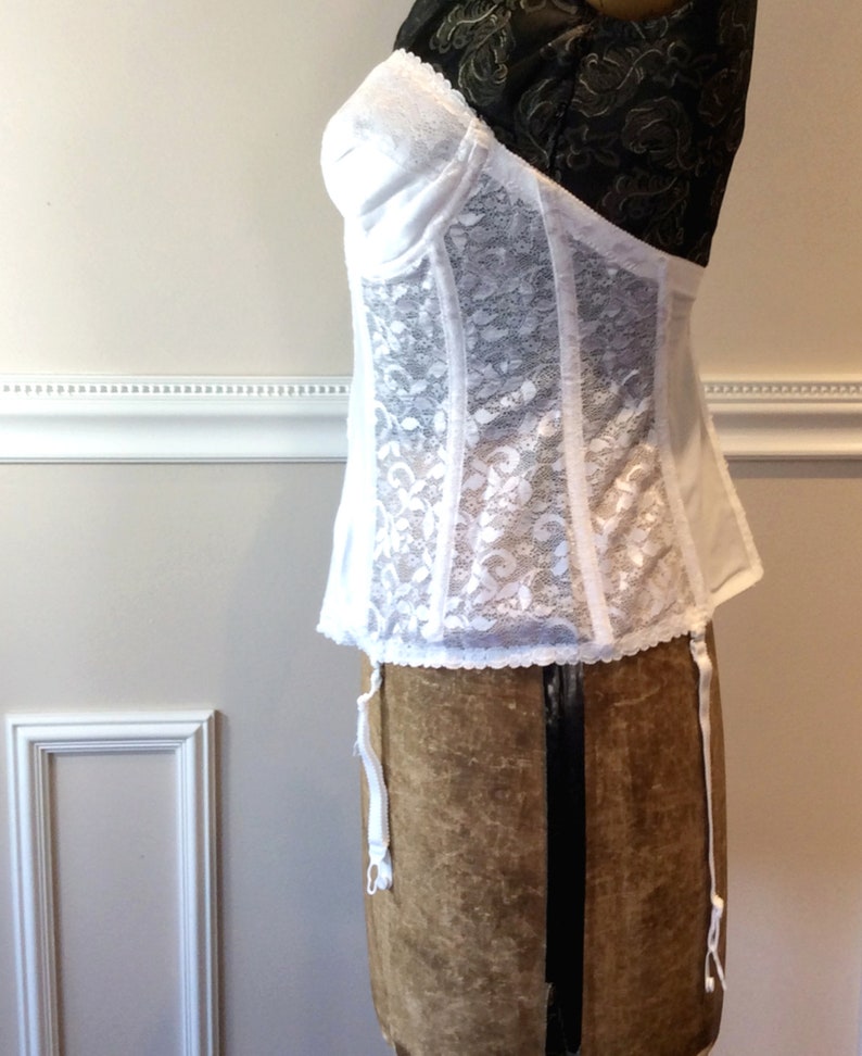 white lace bustier corset