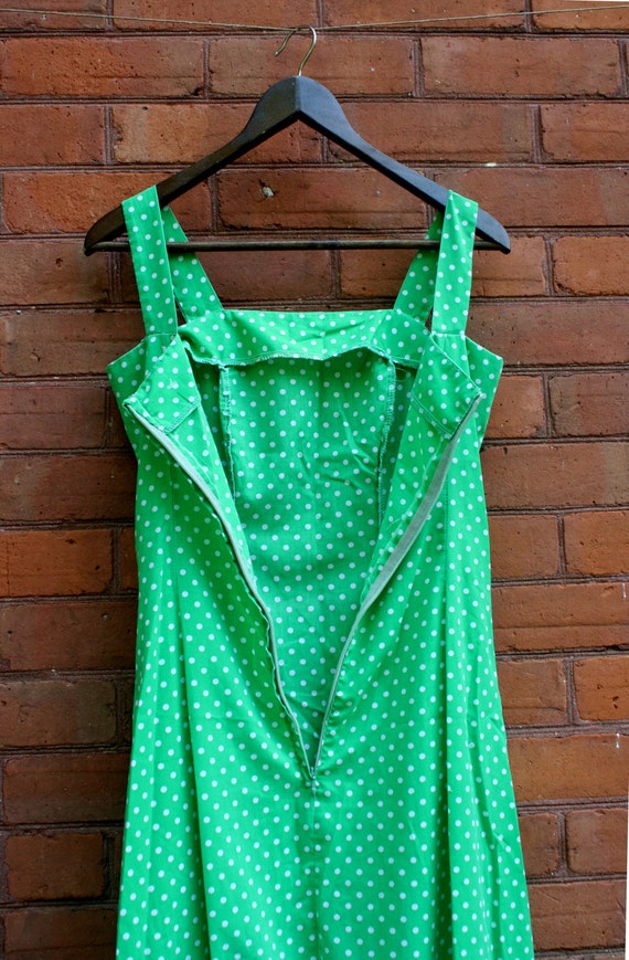 vintage Green dress 1970s Polka Dot Ruffles Peasa… - image 5