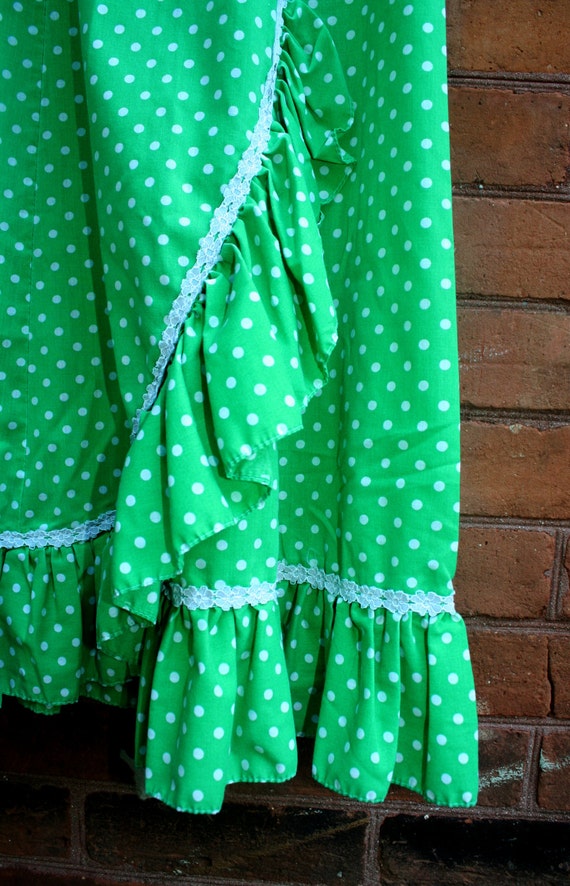 vintage Green dress 1970s Polka Dot Ruffles Peasa… - image 2